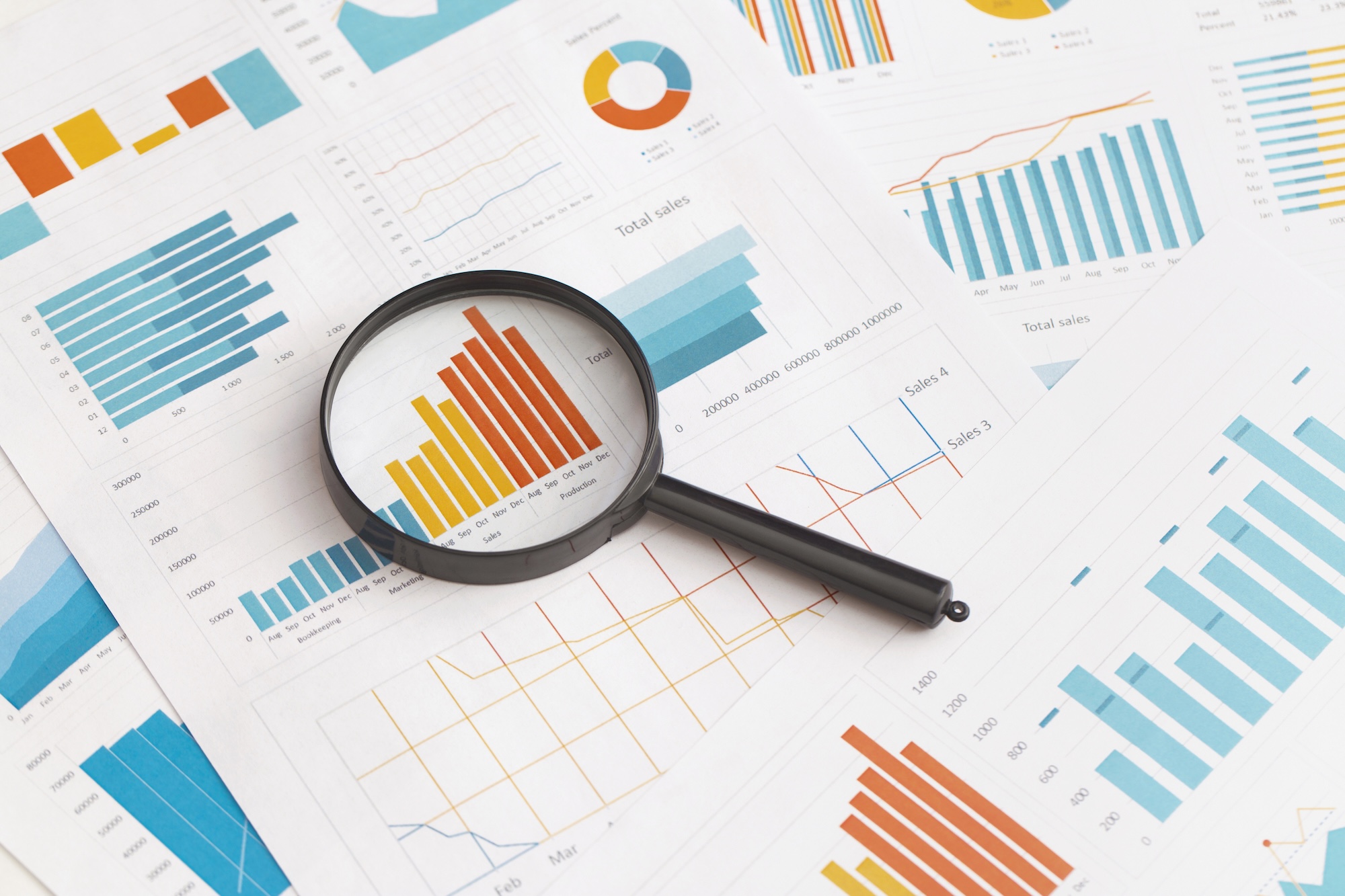 Reportes y analítica en la plataforma Kikert